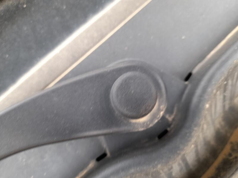 Recambio de motor limpia delantero para dacia sandero iii 1.0 tce 90 referencia OEM IAM 288006875R  