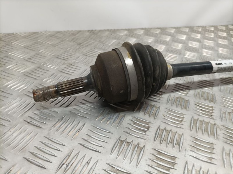 Recambio de transmision delantera izquierda para citroën c3 feel referencia OEM IAM 9803019580  