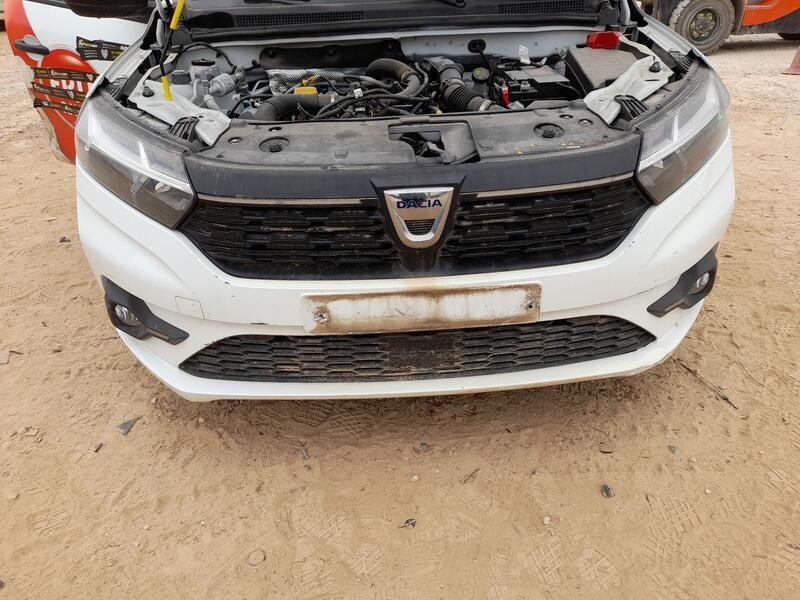 Recambio de paragolpes delantero para dacia sandero iii 1.0 tce 90 referencia OEM IAM 620105625Y ROZADO 