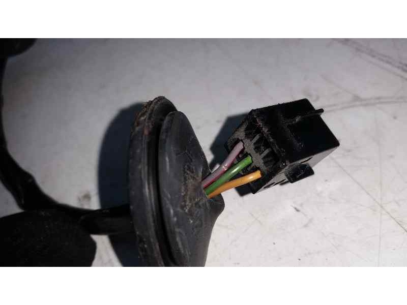 Recambio de retrovisor derecho para opel corsa d catch me referencia OEM IAM  3 CABLES ELECTRICO