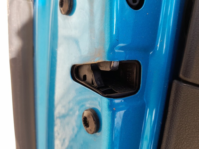 Recambio de cerradura puerta trasera izquierda para seat leon (5f1) 1.6 tdi referencia OEM IAM 5K4839015AG  