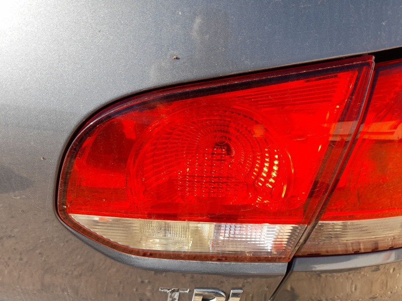 Recambio de piloto trasero derecho interior para volkswagen golf vi (5k1) 1.6 tdi referencia OEM IAM 5K0945094AB  