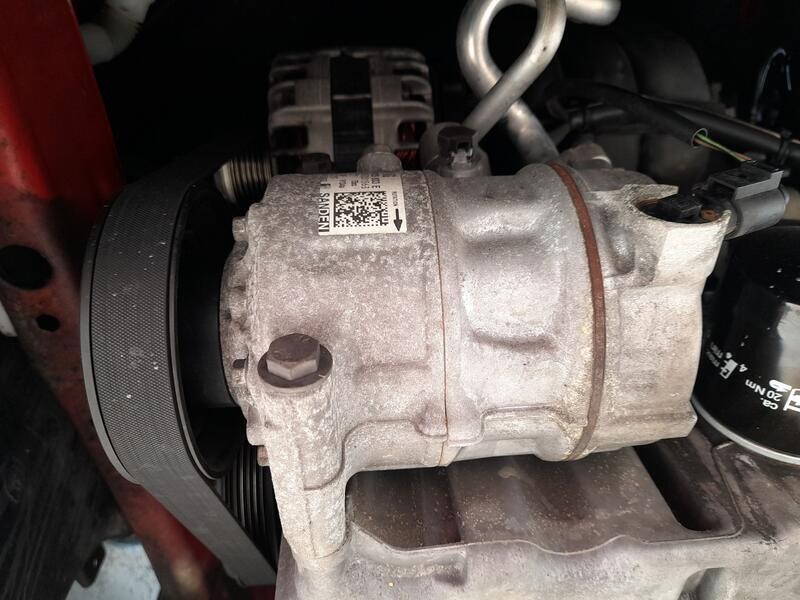 Recambio de compresor aire acondicionado para volkswagen polo v (6r1, 6c1) 1.0 referencia OEM IAM 5Q0820803E SANDEN 1748F