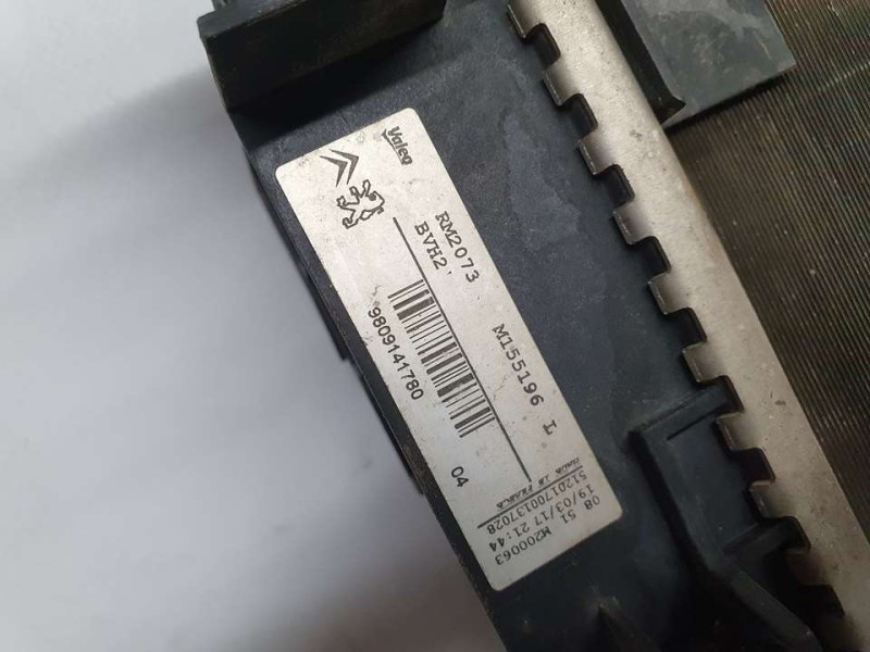 Recambio de radiador agua para peugeot 308 style referencia OEM IAM 9809141780 M155196 VALEO