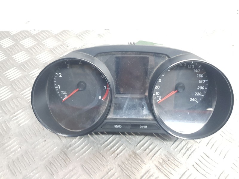 Recambio de cuadro instrumentos para volkswagen polo v (6r1, 6c1) 1.0 referencia OEM IAM 6C0920730  