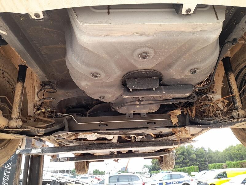 Recambio de puente trasero para dacia sandero iii 1.0 tce 90 referencia OEM IAM 555012504R TAMBOR C/ABS Y 4 TORNILLOS 