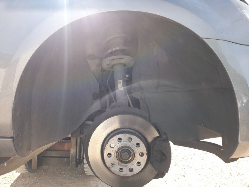 Recambio de plastico pase rueda del. dch. para volkswagen golf vi (5k1) 1.6 tdi referencia OEM IAM 5K0805912E 5K0805912E ANTERIO