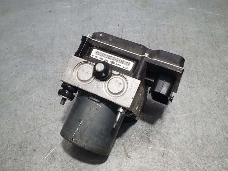Recambio de abs para citroën c4 lim. feel referencia OEM IAM 9677024980 0265252802 BOSCH