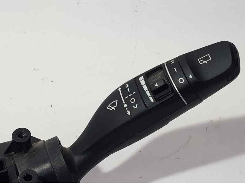 Recambio de mando luces y limpia para hyundai kona essence 2wd referencia OEM IAM 93403J9850 201905152966 