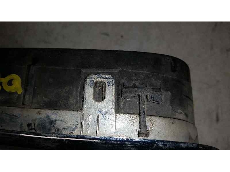 Recambio de rejilla delantera para bmw serie 5 berlina (e39) 520i referencia OEM IAM  PESTAÑA ROTA IZQUIERDA