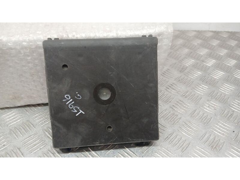 Recambio de caja reles / fusibles para seat ibiza (6l1) stella referencia OEM IAM 6Q1937049C SIEMENS 5WK48212C