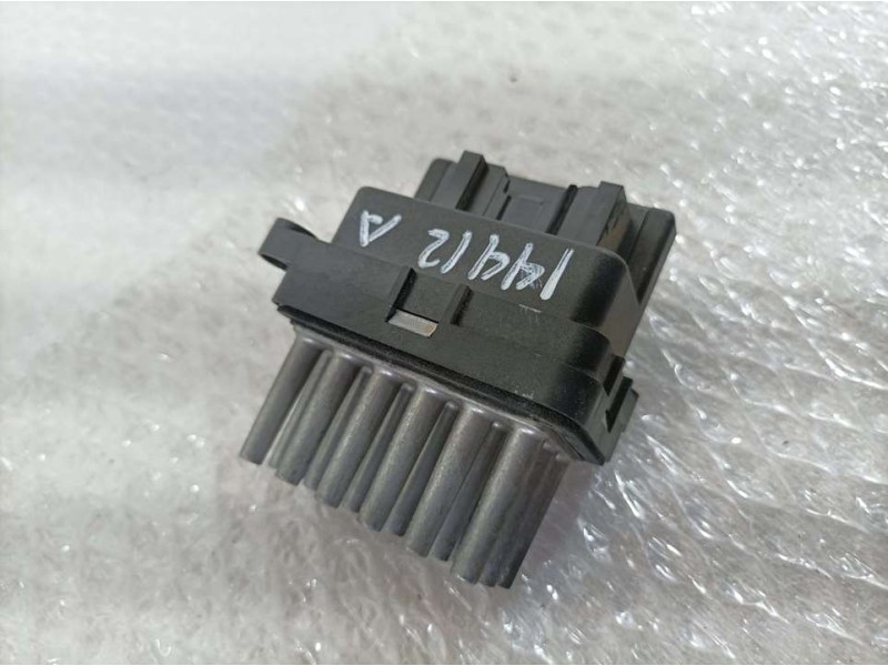 Recambio de resistencia calefaccion para ford fiesta (ccn) ambiente referencia OEM IAM 6G9T19E624AE F011500028 BOSCH