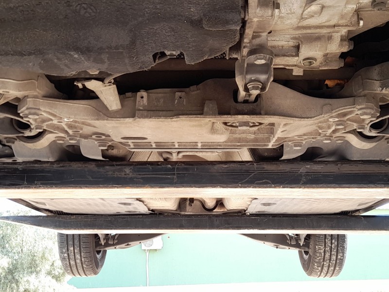 Recambio de puente delantero para volkswagen golf vi (5k1) 1.6 tdi referencia OEM IAM 1K0199313AL  