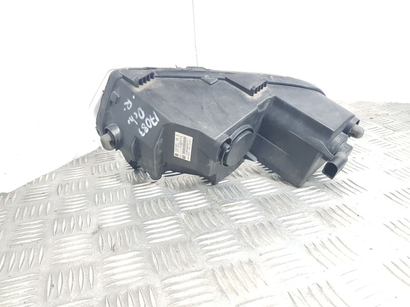 Recambio de faro antiniebla derecho para volkswagen polo v (6r1, 6c1) 1.0 referencia OEM IAM 6C0941662D HELLA 2PT01198706