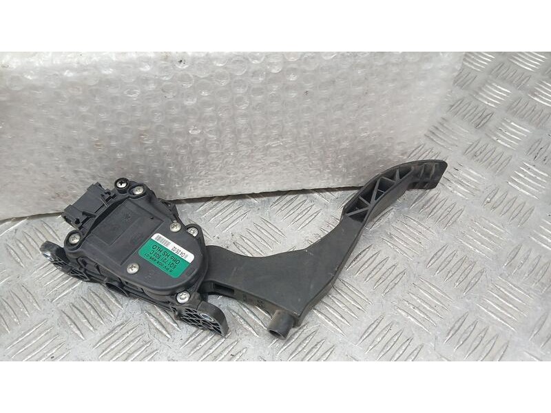 Recambio de potenciometro pedal para seat ibiza (6l1) stella referencia OEM IAM 6Q1721503C HELLA 6PV00849601