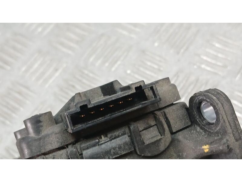 Recambio de potenciometro pedal para seat ibiza (6l1) stella referencia OEM IAM 6Q1721503C HELLA 6PV00849601