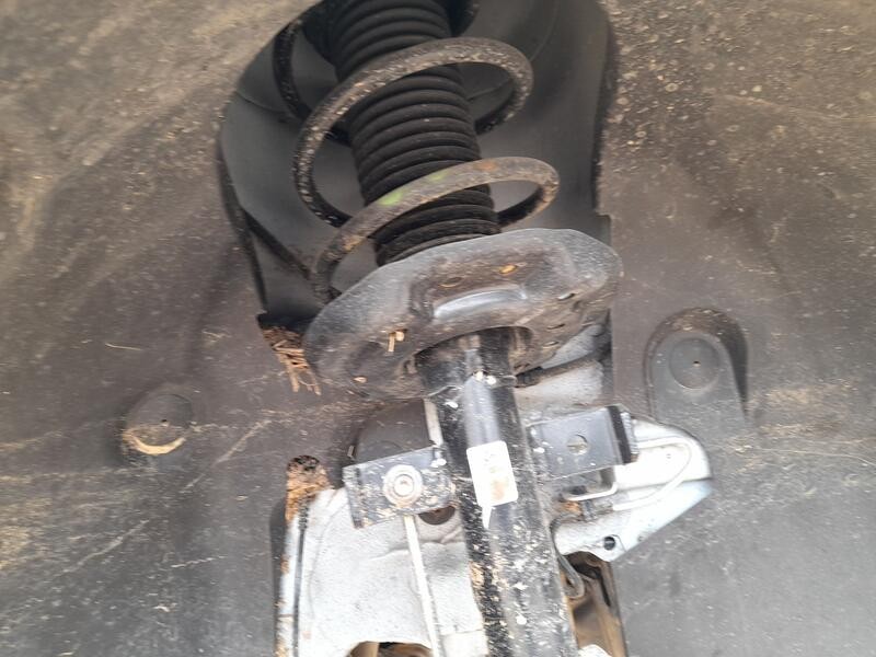 Recambio de amortiguador delantero derecho para renault clio v (b7_) 1.0 lpg (b7mt) referencia OEM IAM 543023386R  