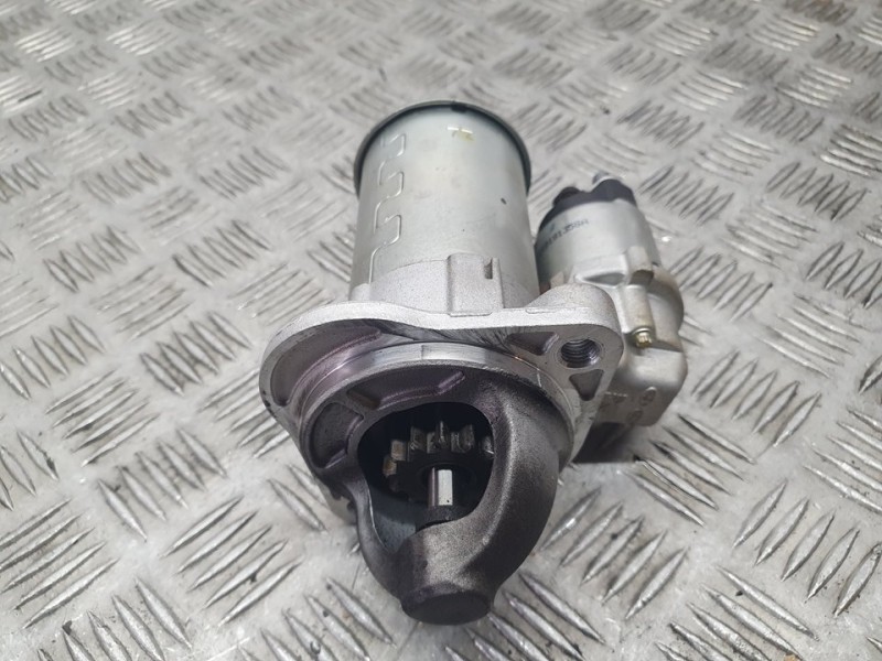 Recambio de motor arranque para hyundai i30 fastback klass referencia OEM IAM 3610008100 61004676 BORGWARNER