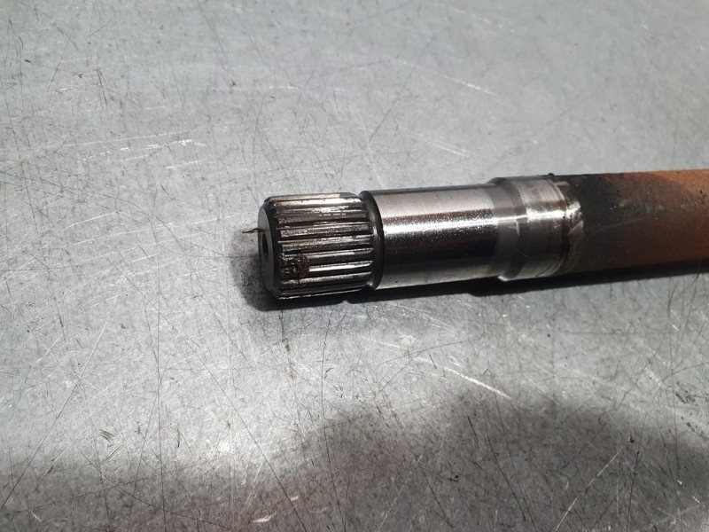 Recambio de transmision delantera derecha para citroën c4 lim. feel referencia OEM IAM 9684135480  