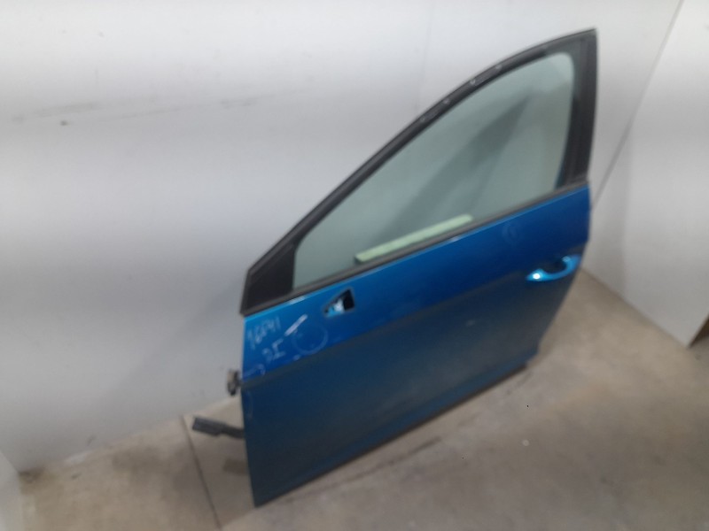 Recambio de puerta delantera izquierda para seat leon (5f1) 1.6 tdi referencia OEM IAM 5F4831055A TOCADA 