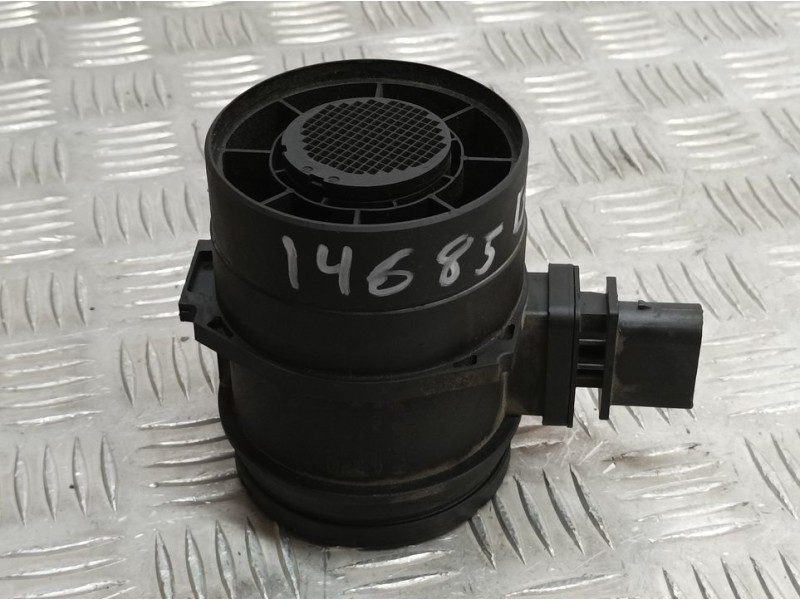 Recambio de caudalimetro para bmw serie 1 berlina (e81/e87) 118d referencia OEM IAM 7788743 0281002567 BOSCH