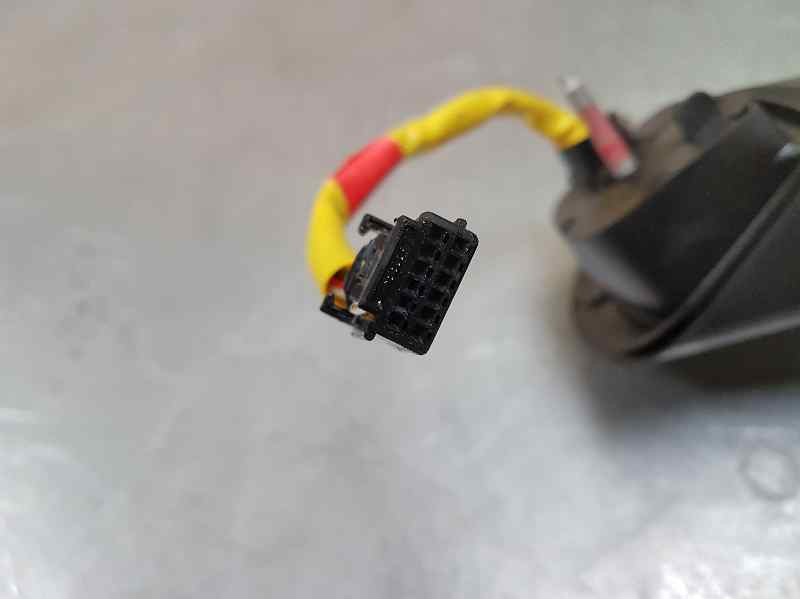 Recambio de retrovisor izquierdo para renault captur zen referencia OEM IAM  9 CABLES ELECTRICO , INUNDADO