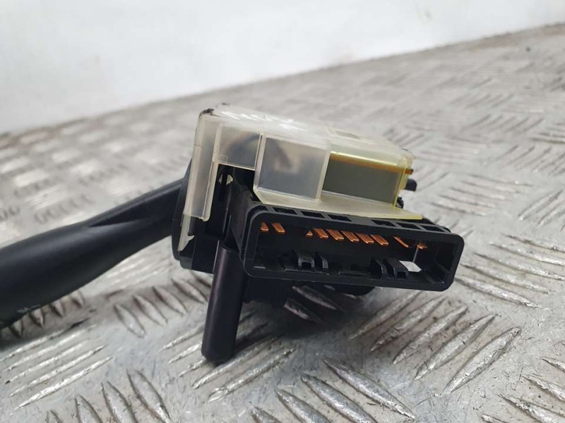 Recambio de mando limpia para kia rio 1.5 crdi emotion referencia OEM IAM 75733A  