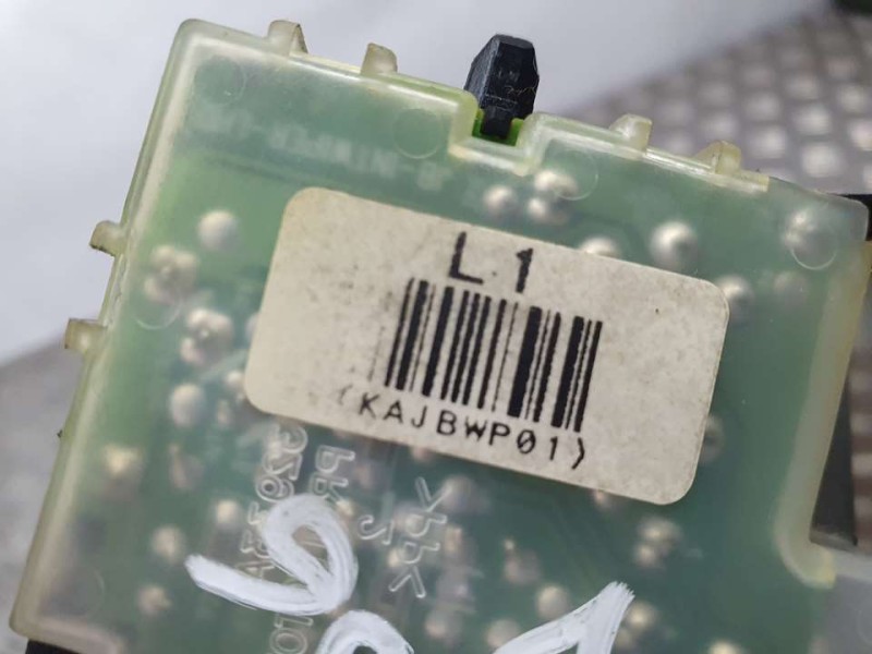 Recambio de mando limpia para kia rio 1.5 crdi emotion referencia OEM IAM 75733A  