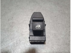MANDO ELEVALUNAS DELANTERO DERECHO 156150330 