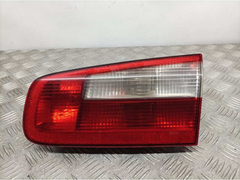 Recambio de piloto trasero derecho para renault laguna ii (bg0) dynamique referencia OEM IAM 8200002476  INTERIOR