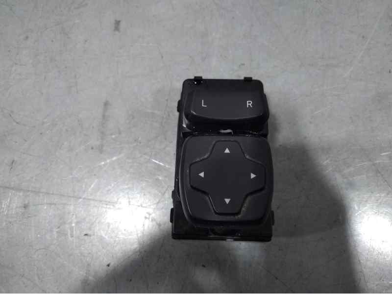 Recambio de mando retrovisor para hyundai kona style hybrid 2wd referencia OEM IAM 3K548A1000  