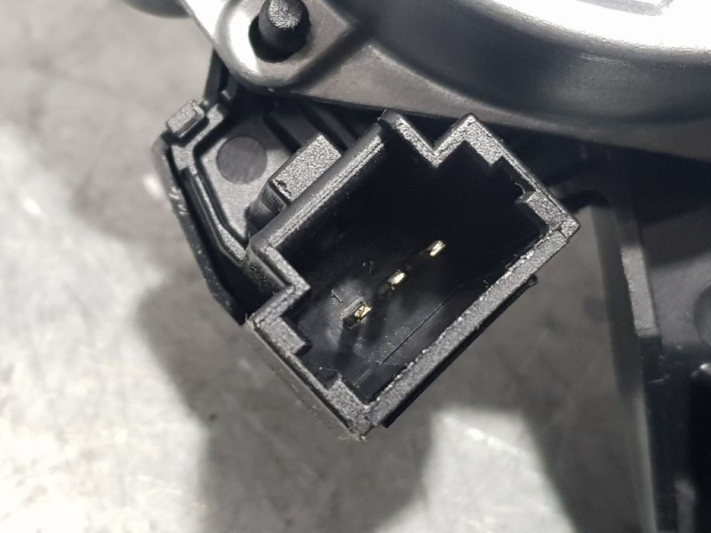 Recambio de motor limpia trasero para citroën c4 cactus business referencia OEM IAM 9801666380A 3 PINS VALEO