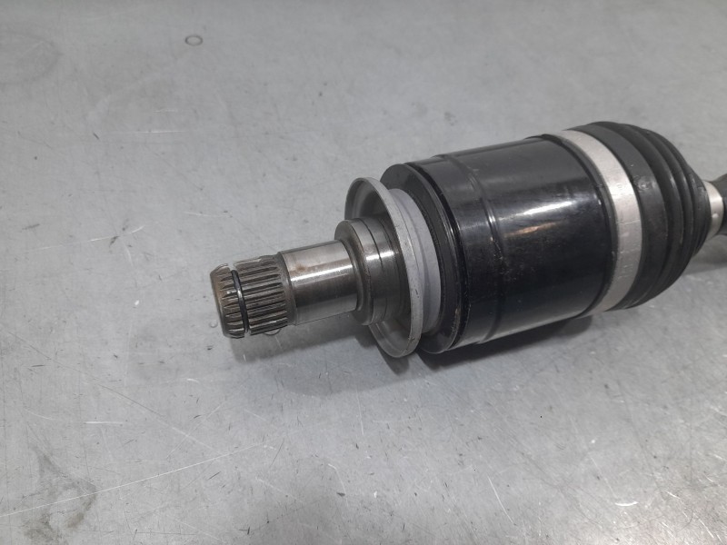 Recambio de transmision trasera derecha para bmw i3 (i01) i3 referencia OEM IAM 76414212  