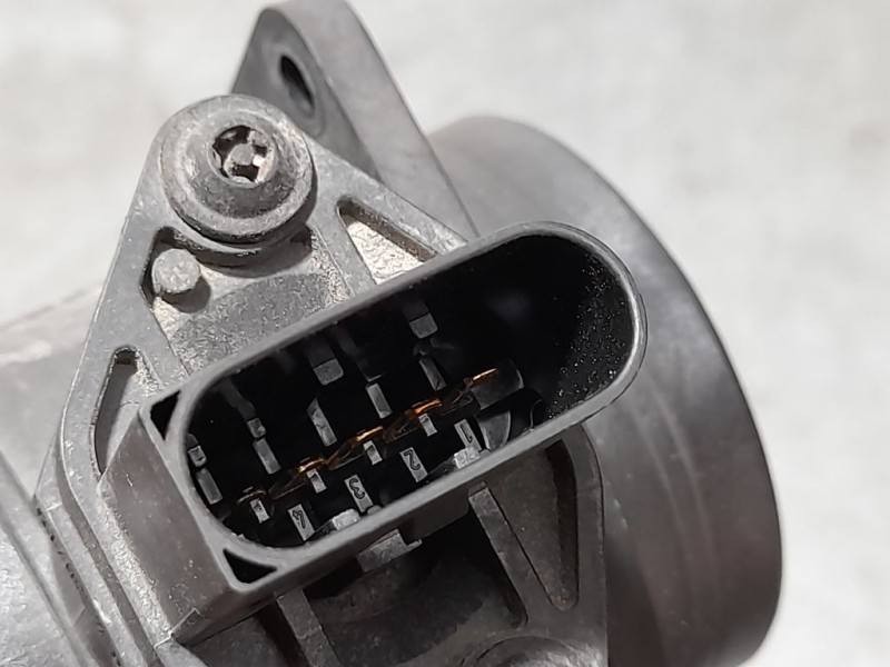 Recambio de caudalimetro para seat ibiza (6l1) reference referencia OEM IAM 038906461B 0281002531 BOSCH