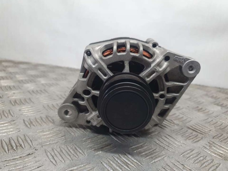Recambio de alternador para hyundai i20 go! brasil referencia OEM IAM 3730003600 2609501 VALEO