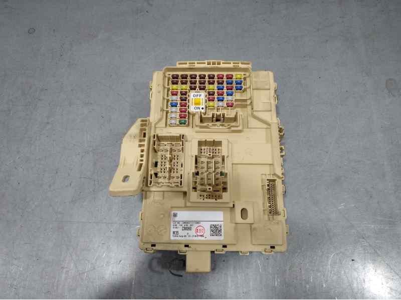 Recambio de caja reles / fusibles para hyundai kona style hybrid 2wd referencia OEM IAM 91951CM060  
