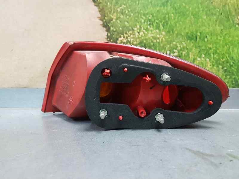 Recambio de piloto trasero izquierdo para alfa romeo 147 (190) 1.9 jtd impression referencia OEM IAM 46556349  EXTERIOR