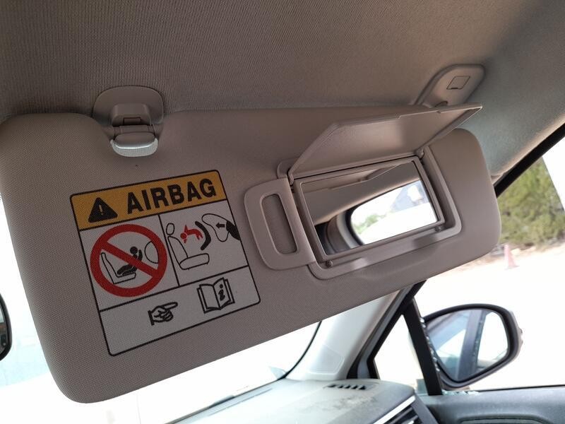 Recambio de parasol derecho para renault clio v (b7_) 1.0 lpg (b7mt) referencia OEM IAM 964001360R  