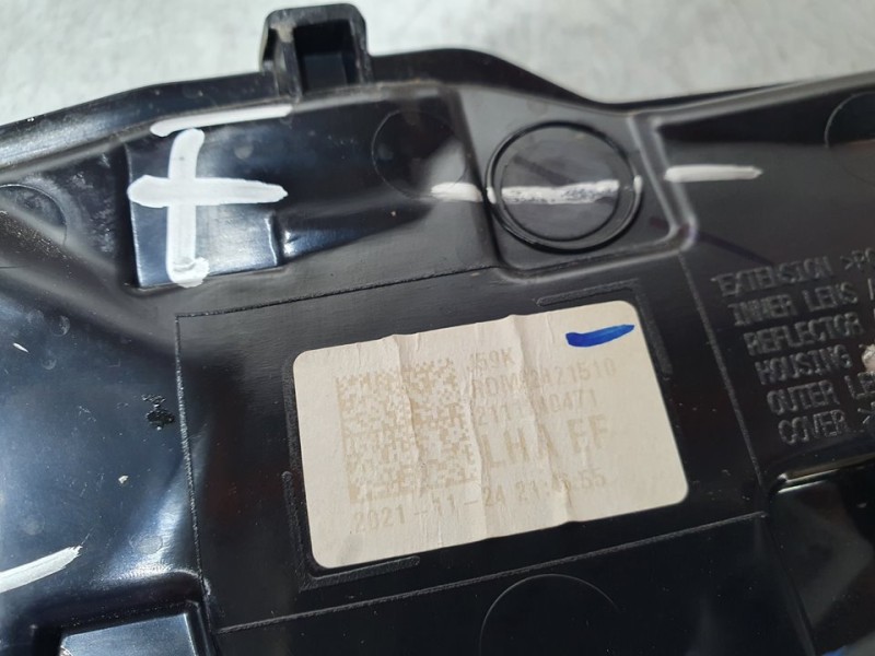 Recambio de piloto trasero izquierdo para mazda cx-30 basis 2wd referencia OEM IAM RDM92421510  INTERIOR