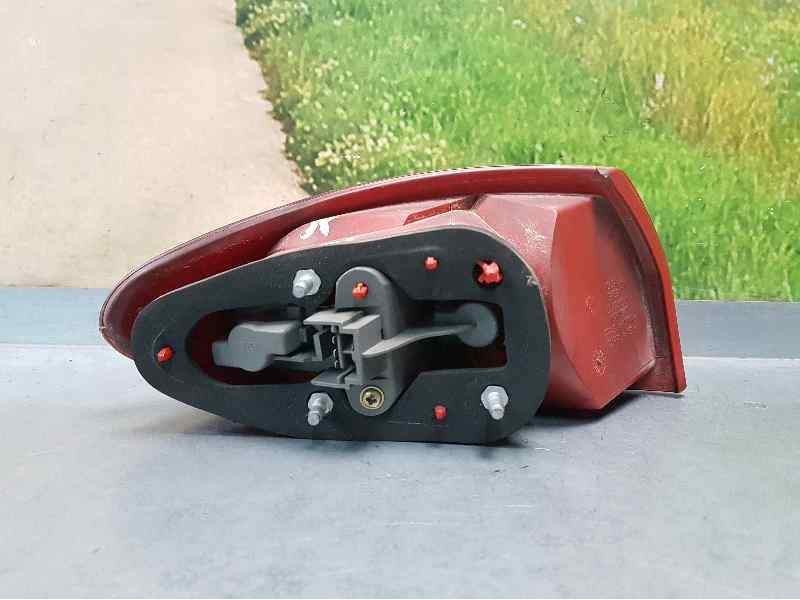 Recambio de piloto trasero derecho para alfa romeo 147 (190) 1.9 jtd impression referencia OEM IAM 46556347  EXTERIOR