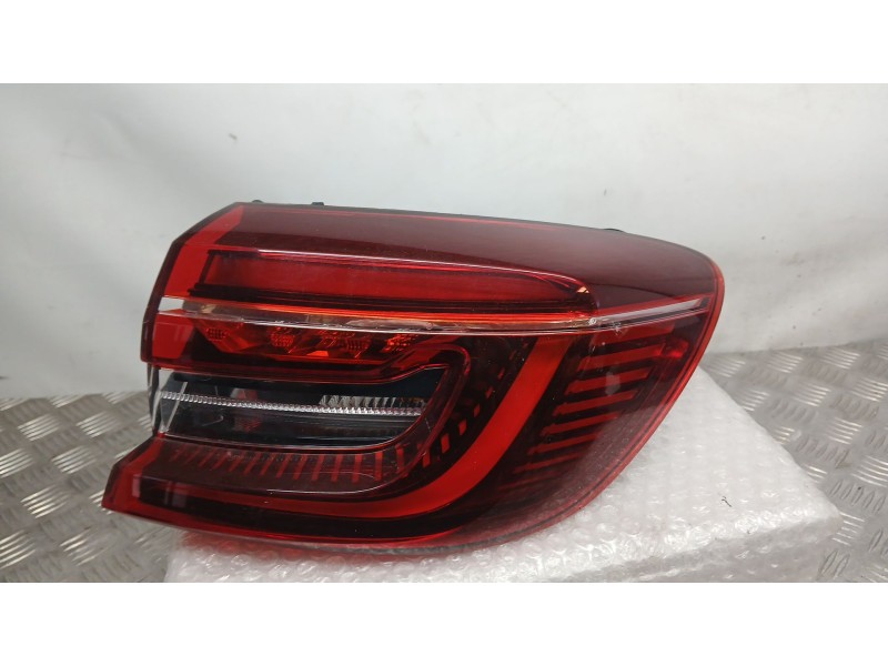 Recambio de piloto trasero derecho exterior para renault clio v (b7_) 1.0 lpg (b7mt) referencia OEM IAM 265504885R ROZADO 17834F