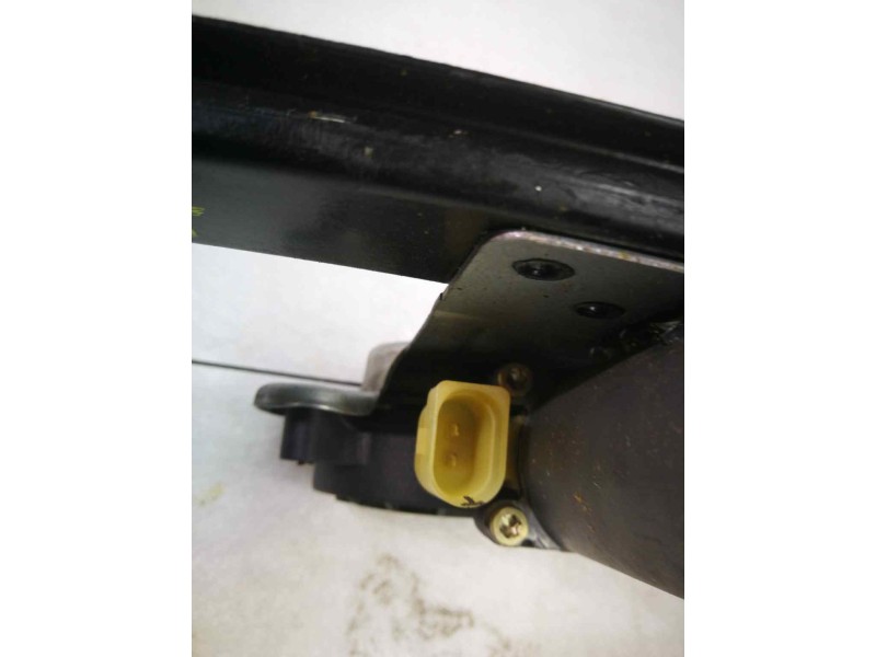 Recambio de elevalunas trasero izquierdo para volvo s60 berlina 2.4 cat referencia OEM IAM  119971 DOS PINS