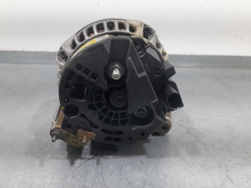 Recambio de alternador para audi a3 (8l1) 1.9 tdi referencia OEM IAM 0986041860  BOSCH
