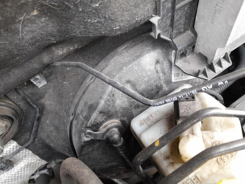 Recambio de servofreno para volkswagen polo v (6r1, 6c1) 1.0 referencia OEM IAM 6C1614106E  