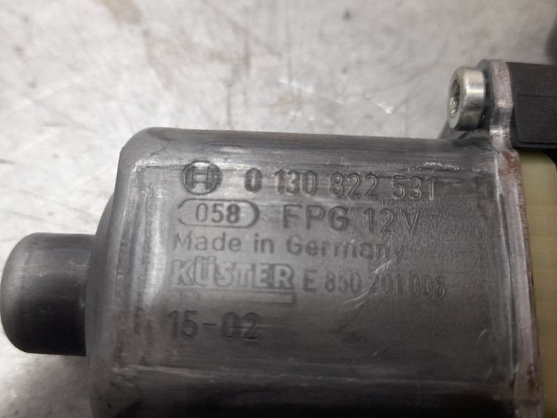 Recambio de elevalunas delantero izquierdo para volkswagen polo (6r1) 5 puertas referencia OEM IAM 6R4837461N  ELECTRICO 0130822