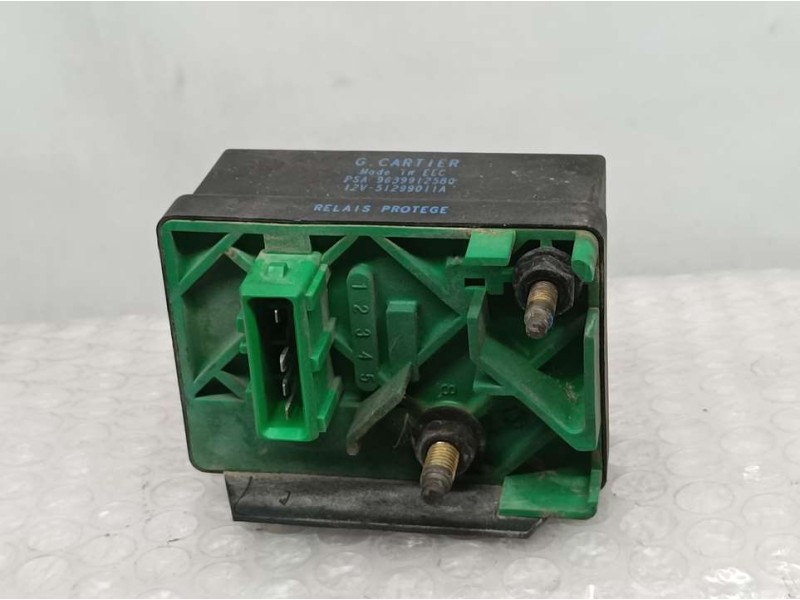 Recambio de caja precalentamiento para citroën berlingo 1.9 d multispace referencia OEM IAM 9639912580 512990IIA 