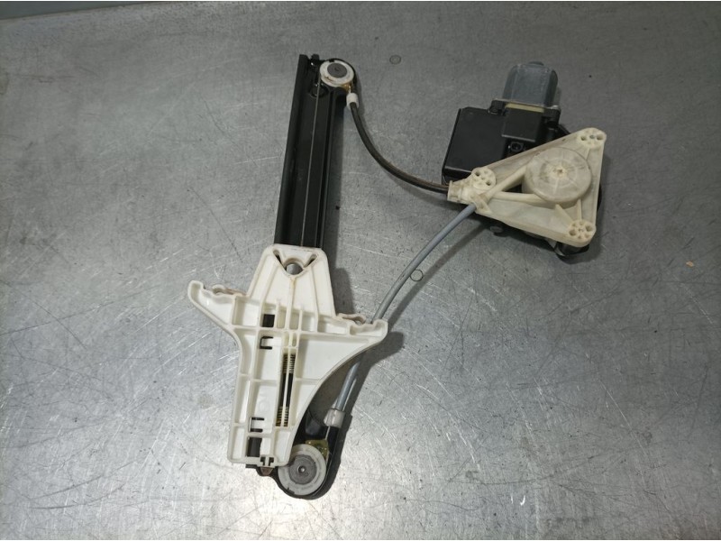 Recambio de elevalunas trasero derecho para volkswagen polo (6r1) 5 puertas referencia OEM IAM 6R0959812N  ELECTRICO 5 PINS