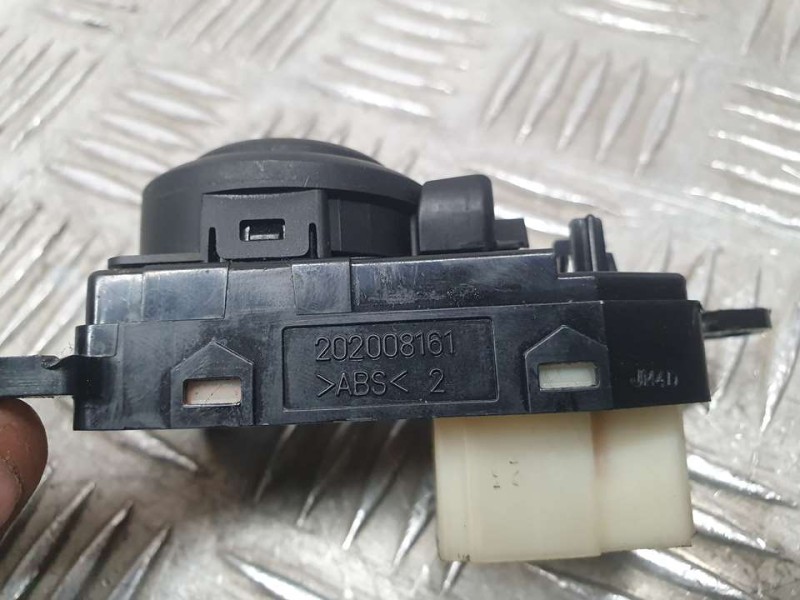 Recambio de mando retrovisor para hyundai i20 go! brasil referencia OEM IAM 202008161  