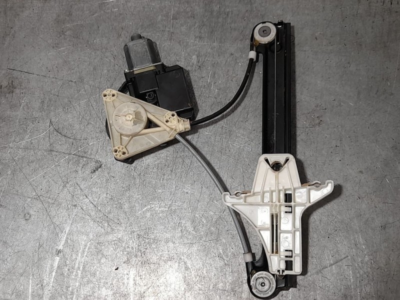 Recambio de elevalunas trasero izquierdo para volkswagen polo (6r1) 5 puertas referencia OEM IAM 6R0959811N  ELECTRICO