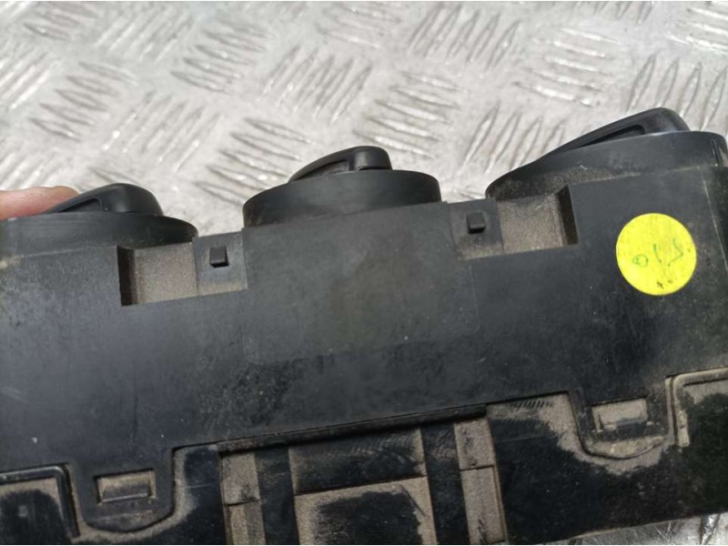 Recambio de mando calefaccion / aire acondicionado para skoda fabia 1.0 mpi referencia OEM IAM   SIN REFERENICA